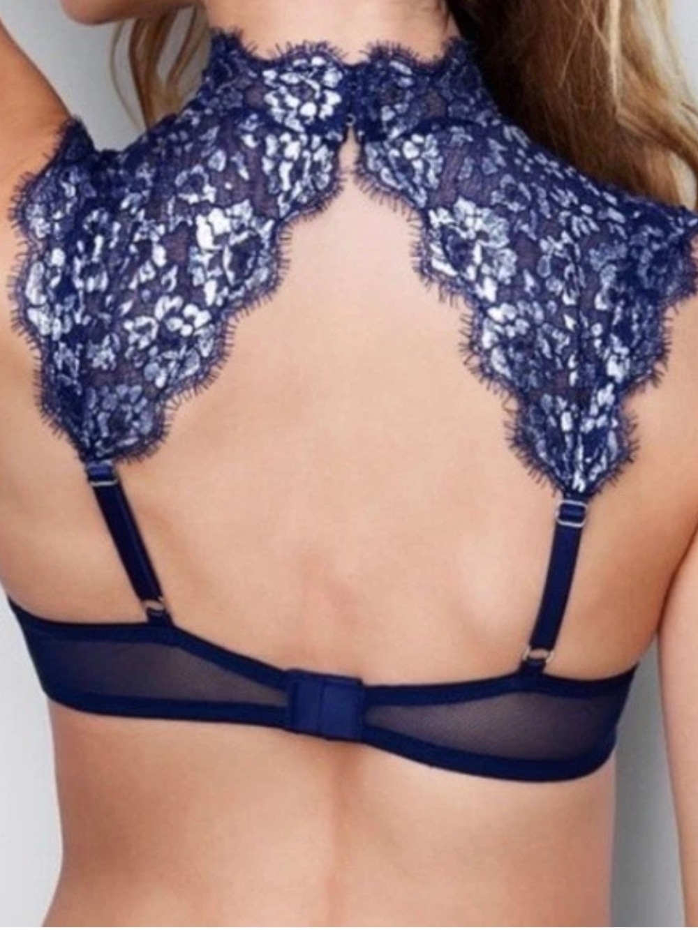 VICTORIA’S SECRET Glamorous High Neck Wicked Metallic Lace Demi Bra Size 32 C